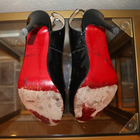 Christian Loboutin peep toe sling back in Patent leather black - Picture 6 of 6